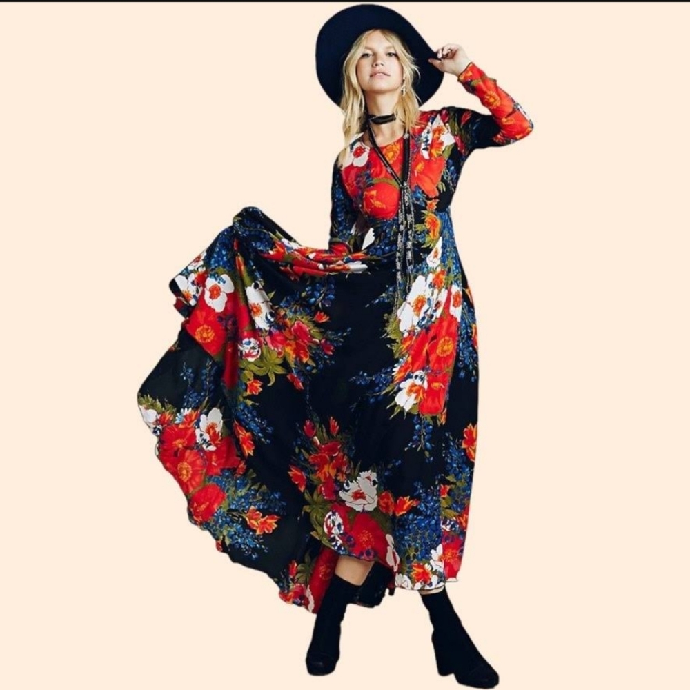 Free People RARE First Kiss maxi floral dress Sze M